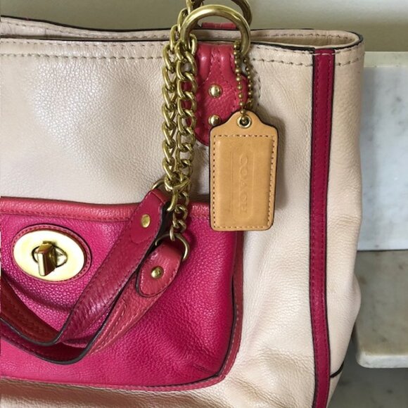 COACH Pink Cream/ Light Taupe Leather Color Block Chain Strap Tote Purse - Picture 7 of 14